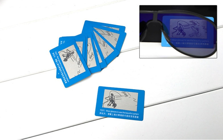 Étui à lunettes noir avec cordon